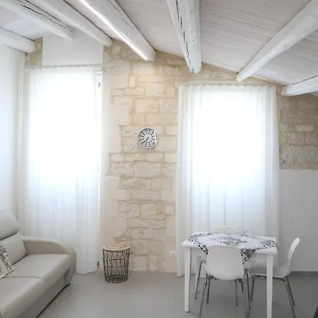 Palazzo Leonardo アパート *